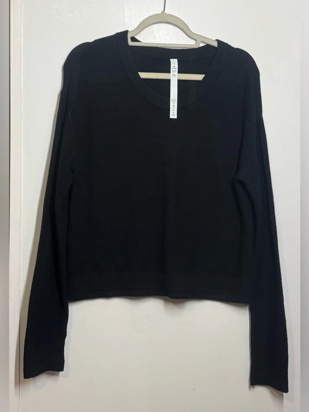 Lululemon Women’s Sweatshirt
